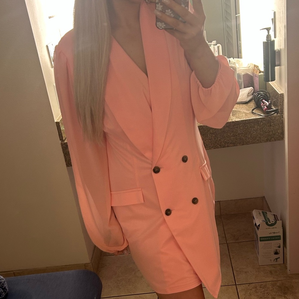 Chic Peach Double-Breasted Blazer Dress